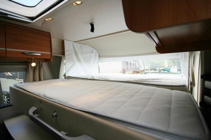 2008 Hymer Exsis 562I image 9