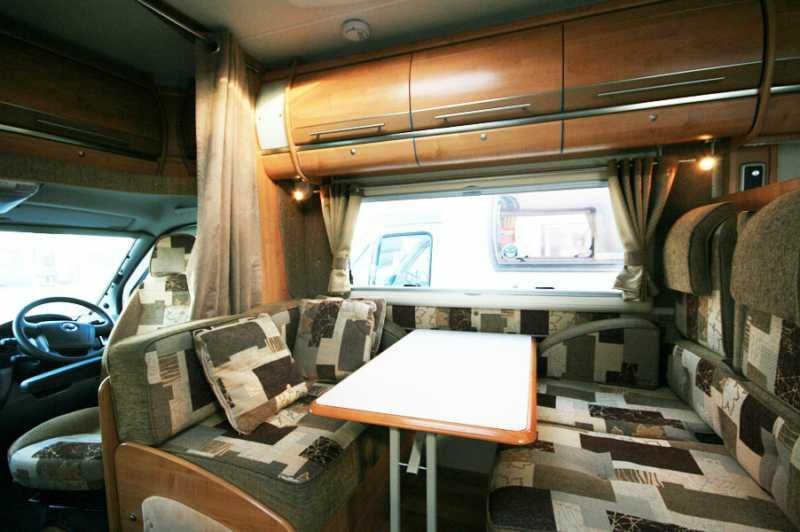 2007 Autotrail Chieftain image 4