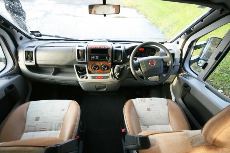 2009 Autotrail Scout Se image 9