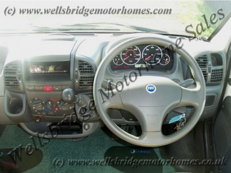 2005 Lunar Roadstar 726 (Fiat) image 4