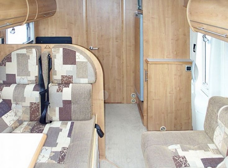 2007 Auto-Trail Miami SE 740S (Renault Master) image 6