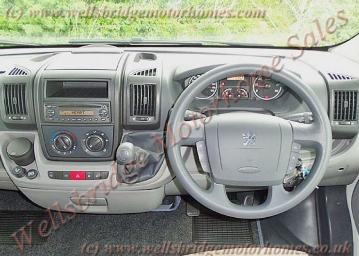 2011 Elddis Autoquest 145 (Peugeot) image 5