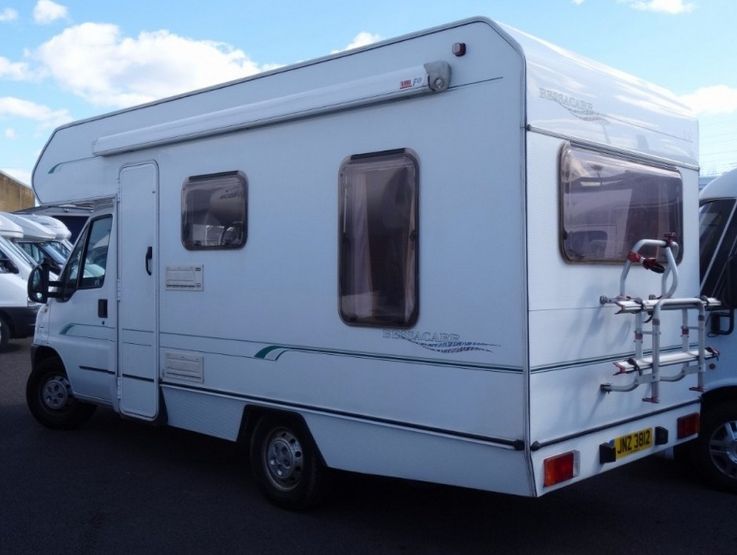 2002 Bessacarr E425 image 2