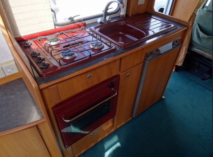 2002 Bessacarr E425 image 4