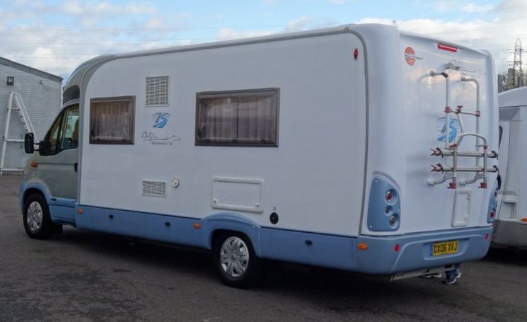 2006 Burstner Delfin Performance T700 image 2
