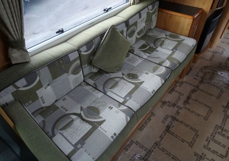 2009 Auto-Trail Cheyenne 630LB image 8