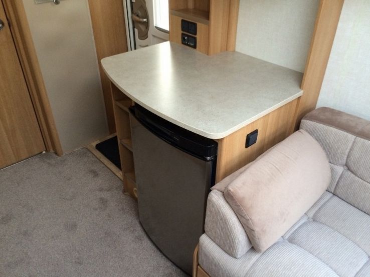 2013 Coachman VIP 460/2 image 6