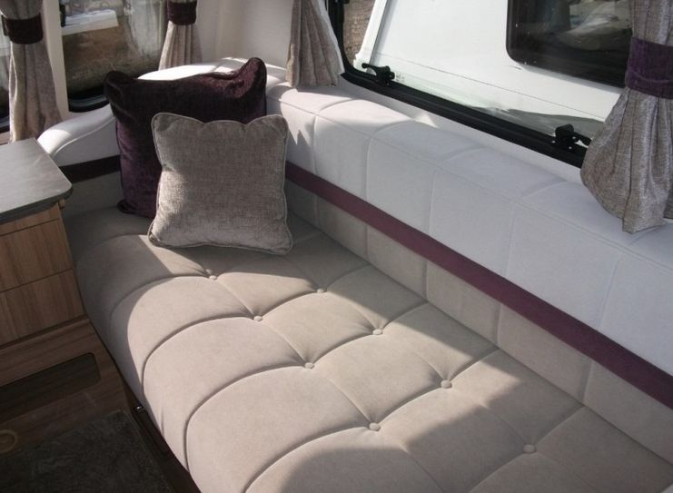 2015 Lunar Quasar 462 image 10