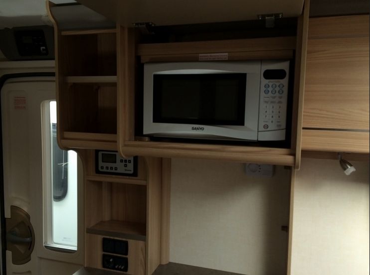 2012 Coachman Pastiche 460/2 image 5