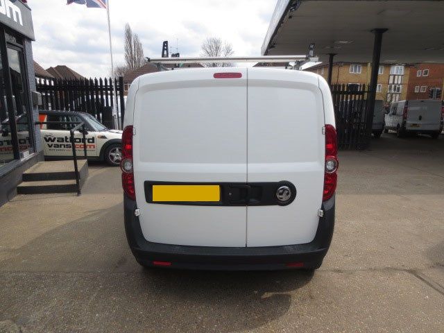 2012 Vauxhall Combo New Shape 1.3 CDTi image 4