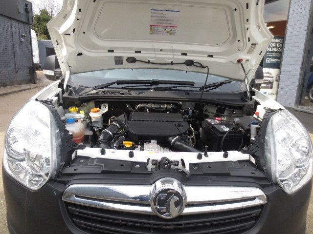 2012 Vauxhall Combo New Shape 1.3 CDTi image 9