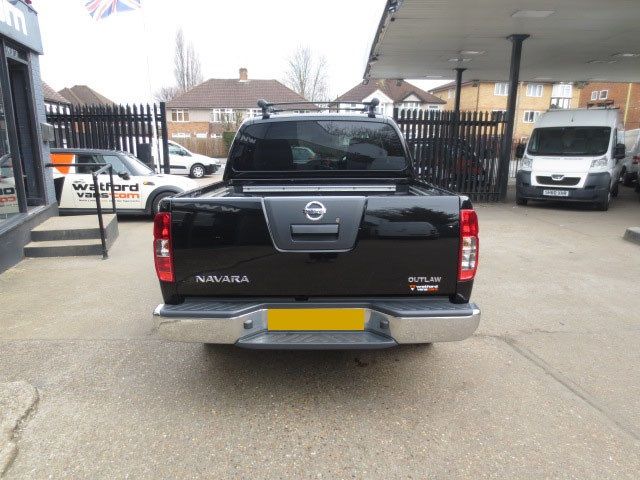 2013 Nissan Navara Outlaw 3.0DCi V6 image 3