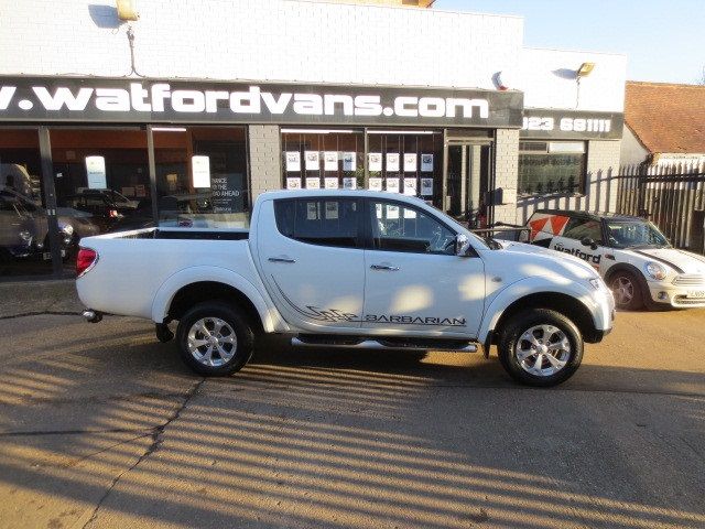 2012 Mitsubishi L200 Barbarian 2.5DI-D image 5