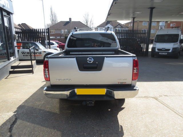 2013 Nissan Navara Outlaw 3.0DCi V6 image 3