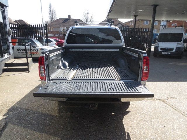 2013 Nissan Navara Outlaw 3.0DCi V6 image 4