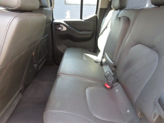 2013 Nissan Navara Outlaw 3.0DCi V6 image 9