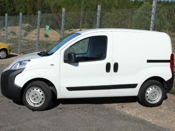 2011 Peugeot Bipper S HDi image 3