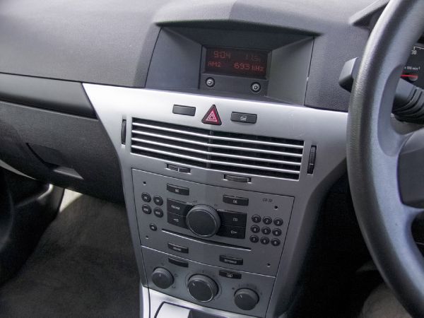 2012 Vauxhall Astravan Club 1.7 CDTi image 8