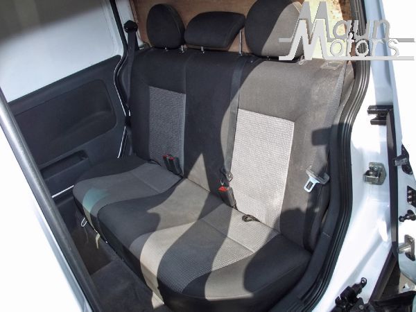 2011 Vauxhall Combo 2000 CDTi image 9