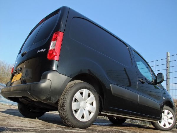 2010 Citroen Berlingo 625 LX 1.6 HDi image 3