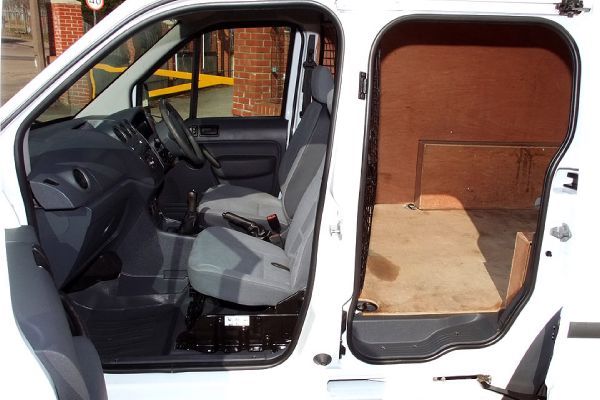 2010 Ford Transit Connect T200 L TDCi image 6