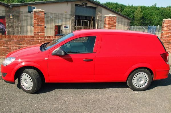 2011 Vauxhall Astravan Club CDTi image 3