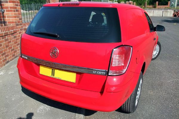 2011 Vauxhall Astravan Club CDTi image 4