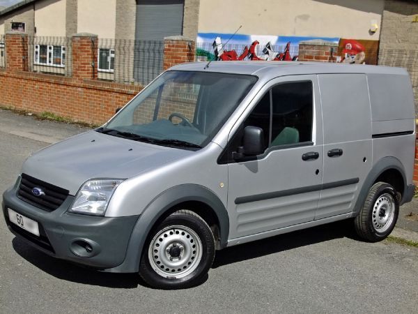 2010 Ford Transit Connect T220 TDCi image 1