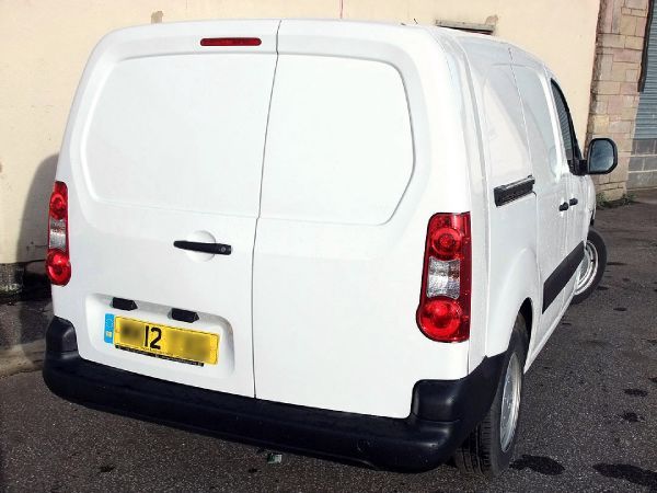 2012 Peugeot Partner 750 S HDi image 3