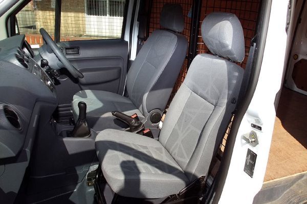 2011 Ford Transit Connect T200 L TDCi image 6