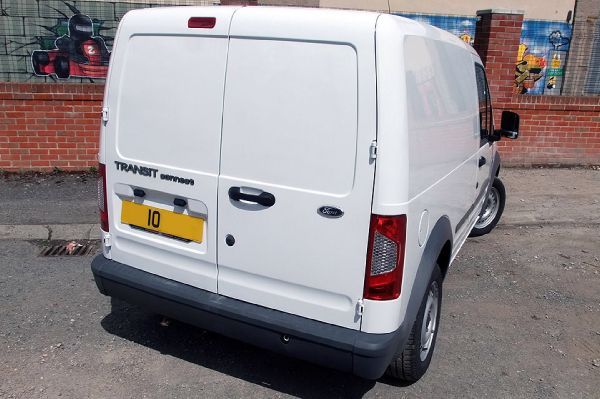 2010 Ford Transit Connect T200 L TDCi image 3