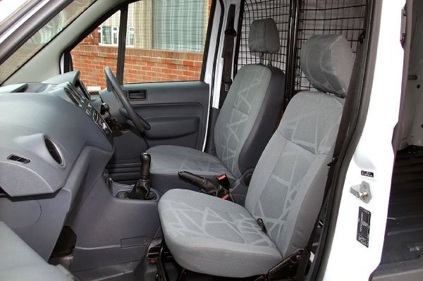 2010 Ford Transit Connect T200 L TDCi image 8