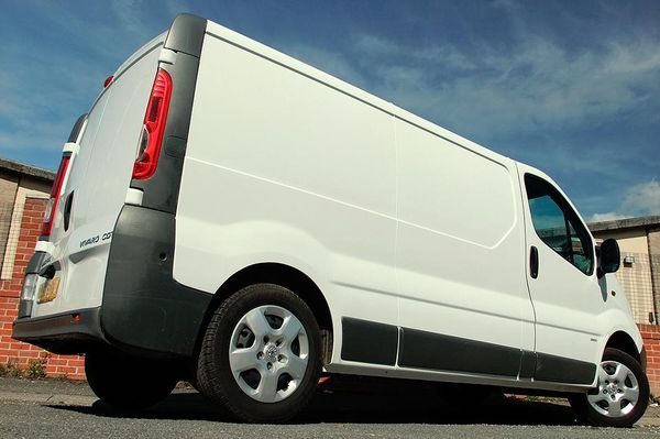 2011 Vauxhall Vivaro 2900 CDTi image 3