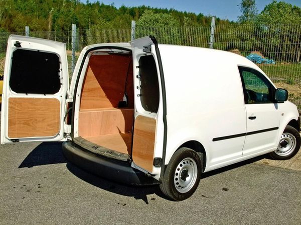 2011 Volkswagen Caddy C20 TDI image 5