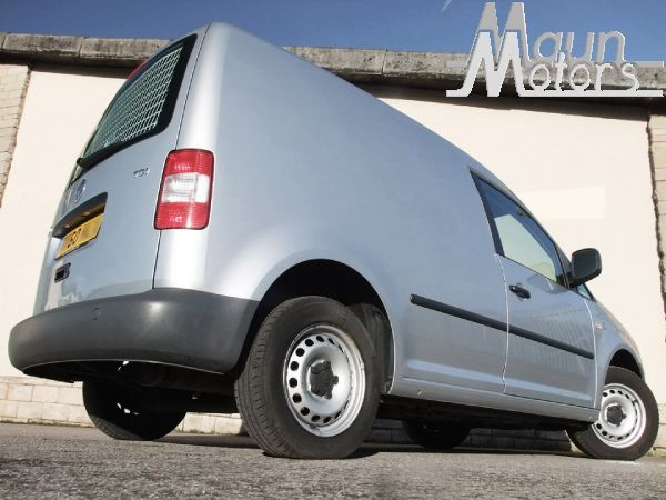 2010 Volkswagen Caddy C20 1.9 TDI image 4