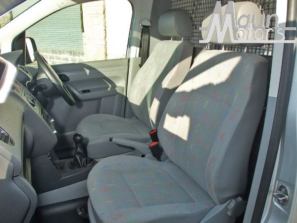 2010 Volkswagen Caddy C20 1.9 TDI image 8