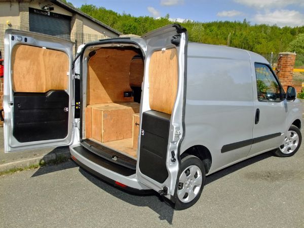 2012 Vauxhall Combo 2000 CDTI image 6