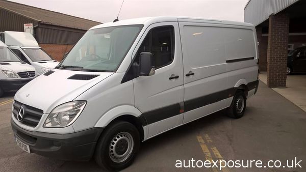2011 Mercedes-Benz Sprinter 313cdi image 4