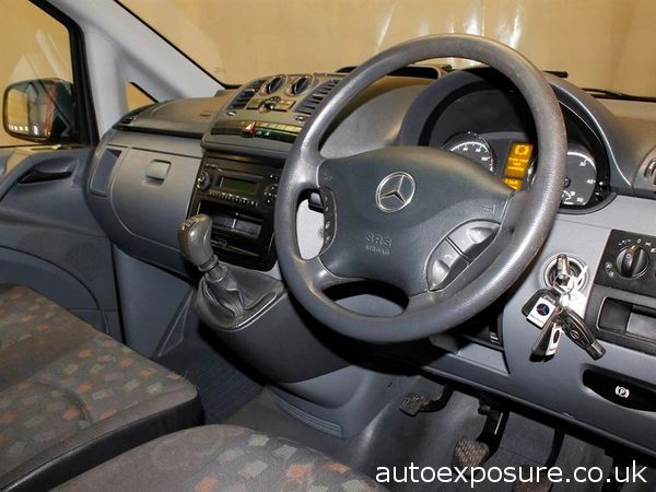 2010 Mercedes-Benz Vito 111cdi image 7