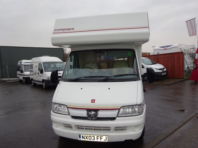 2003 Compass Avantgarde 200 image 3