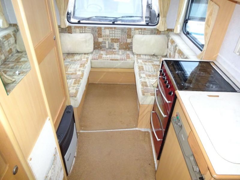 2003 Compass Avantgarde 200 image 6