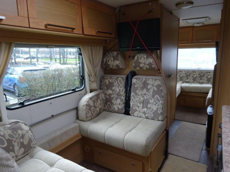 2011 Elddis 2.2 Autoquest 180 Signature image 6
