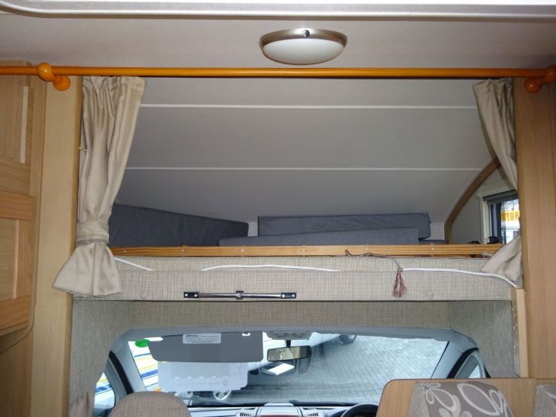 2011 Elddis 2.2 Autoquest 180 Signature image 7