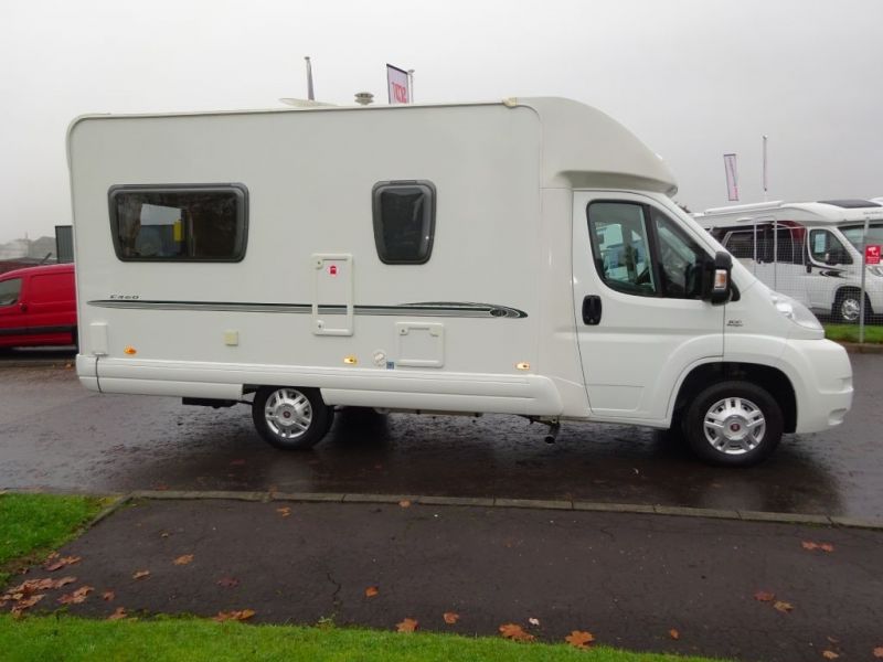 2008 Bessacarr E460 / 2.2 image 2