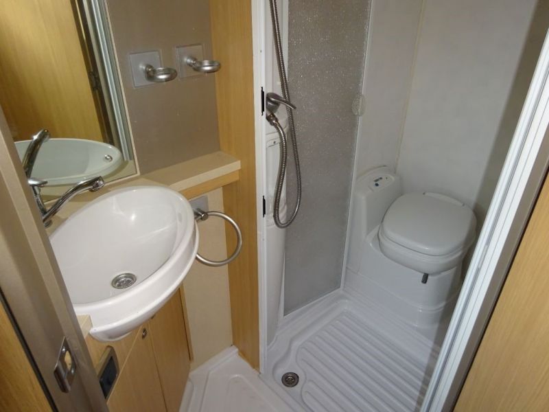 2008 Bessacarr E530 / 2.3 image 5