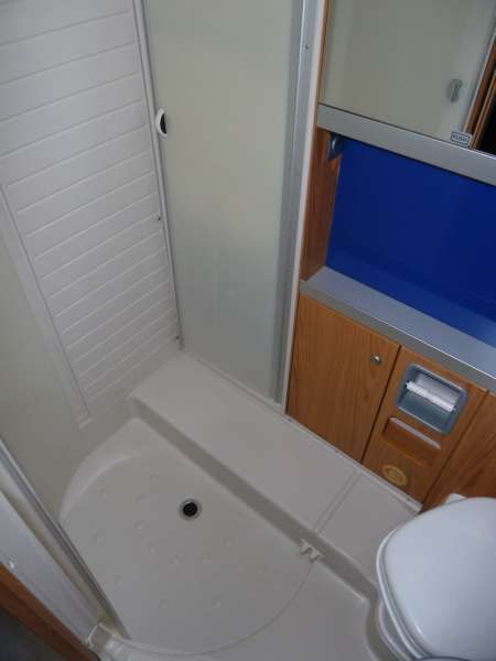 2008 Burstner Solano T-695G image 10