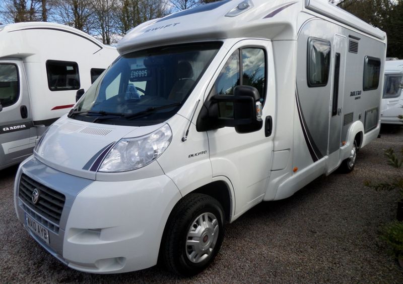 2010 Fiat Swift Bolero 680FB image 1