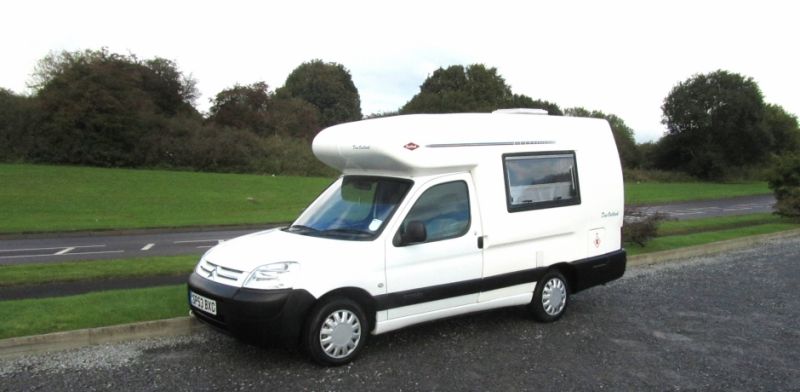 2003 Romahome Outlook image 1