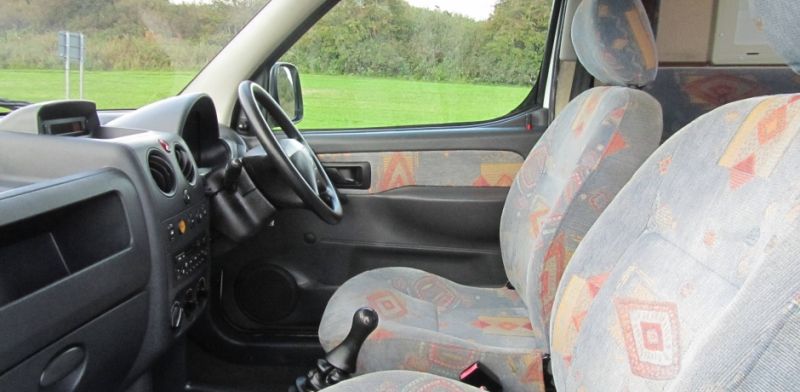 2003 Romahome Outlook image 9