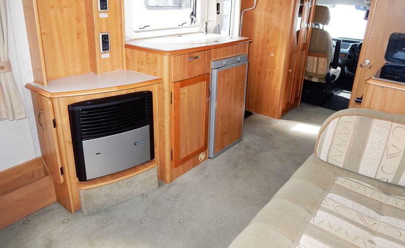 2006 Auto-Trail Cheyenne 634 L image 8